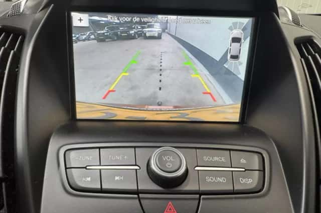 Ford Kuga (2018) thumbnail 13