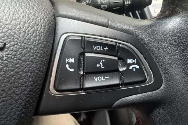 Ford Kuga (2018) thumbnail 20