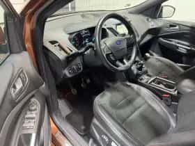 Ford Kuga (2018) thumbnail 10
