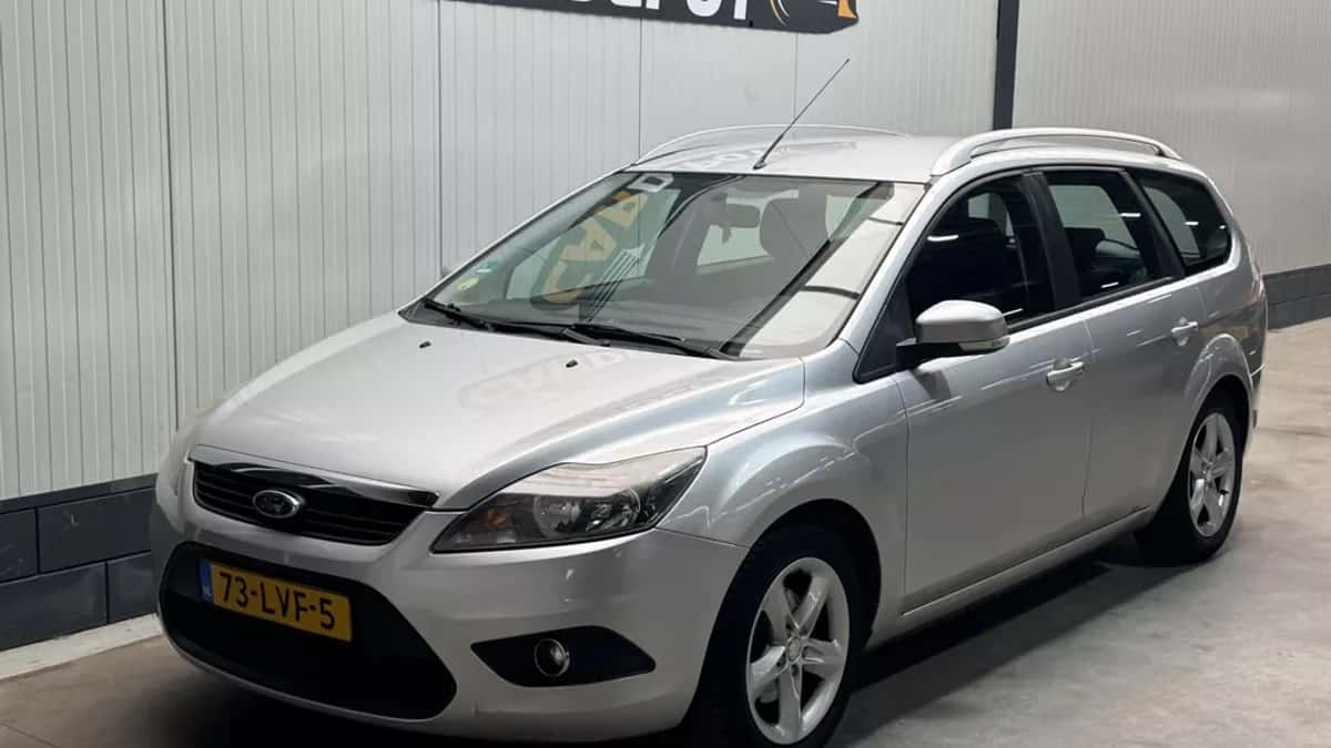 Ford Focus (2010) — foto 1
