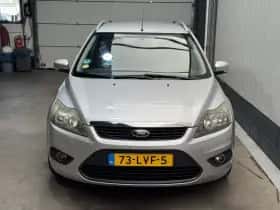 Ford Focus (2010) thumbnail 2