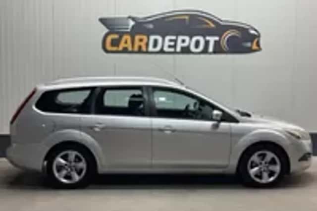Ford Focus (2010) thumbnail 29