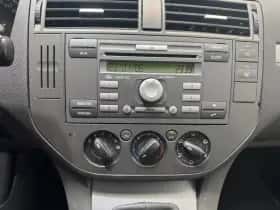 Ford Focus (2006) thumbnail 18