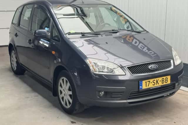 Ford Focus (2006) thumbnail 3