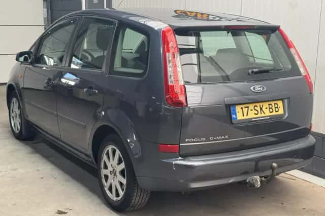 Ford Focus (2006) thumbnail 7