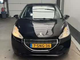 Peugeot 208 (2013) thumbnail 2