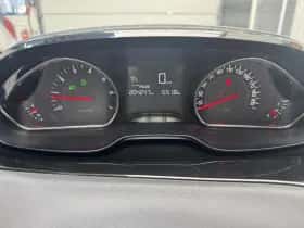 Peugeot 208 (2013) thumbnail 18