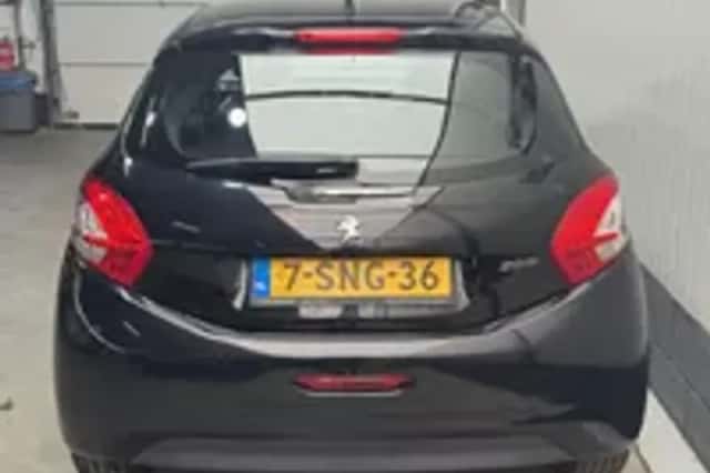 Peugeot 208 (2013) thumbnail 32