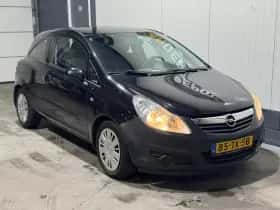 Opel Corsa (2006) thumbnail 3