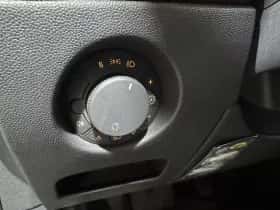 Opel Corsa (2006) thumbnail 21