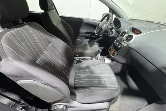 Opel Corsa (2006) thumbnail 24