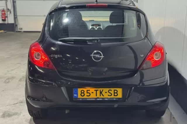 Opel Corsa (2006) thumbnail 6