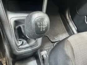 Kia Venga (2012) thumbnail 14