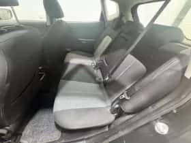 Kia Venga (2012) thumbnail 21