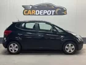 Kia Venga (2012) thumbnail 30