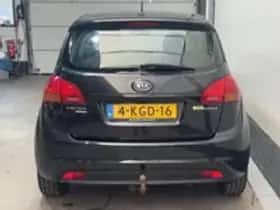 Kia Venga (2012) thumbnail 32