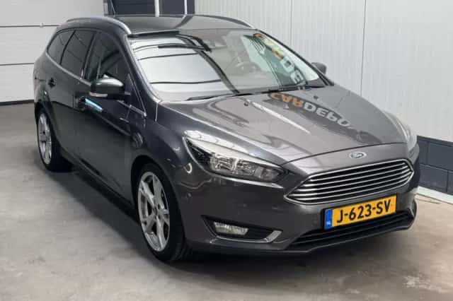 Ford Focus (2015) thumbnail 3