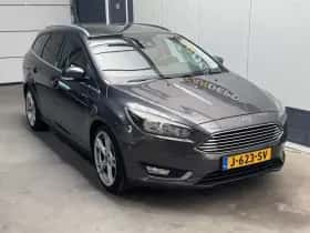 Ford Focus (2015) thumbnail 3