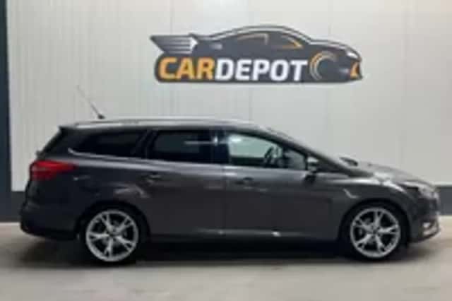 Ford Focus (2015) thumbnail 30