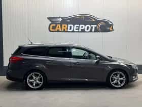 Ford Focus (2015) thumbnail 4