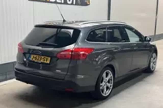 Ford Focus (2015) thumbnail 31