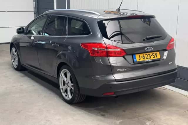 Ford Focus (2015) thumbnail 7