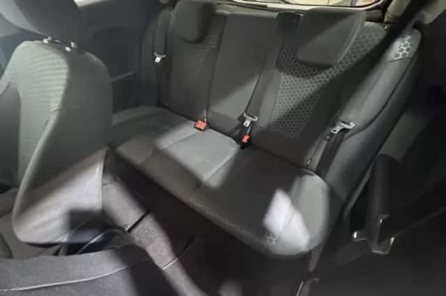 Ford Fiesta (2009) thumbnail 21