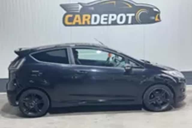 Ford Fiesta (2009) thumbnail 32