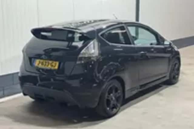 Ford Fiesta (2009) thumbnail 33
