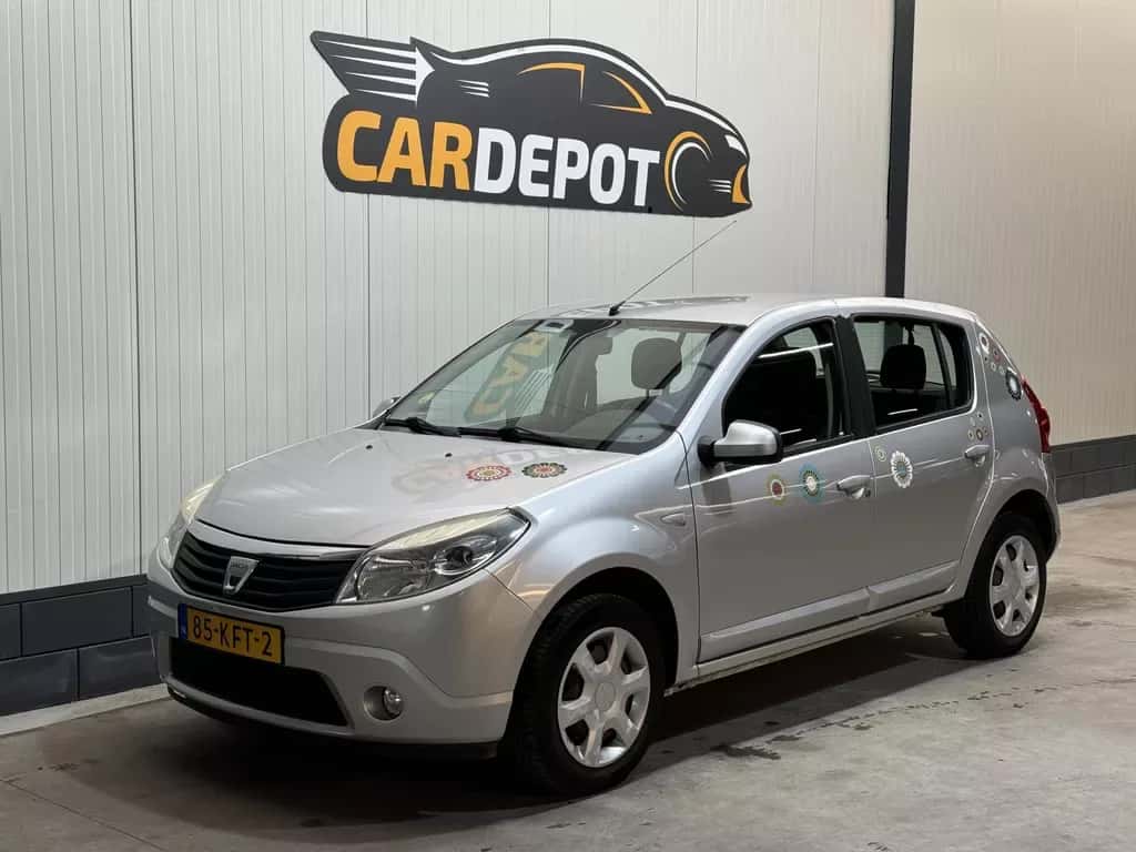 Dacia Sandero (2009) — foto 1