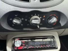 Renault Twingo (2008) thumbnail 15