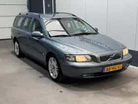 Volvo V70 (2001) thumbnail 3