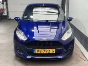 Ford Fiesta (2017) thumbnail 2