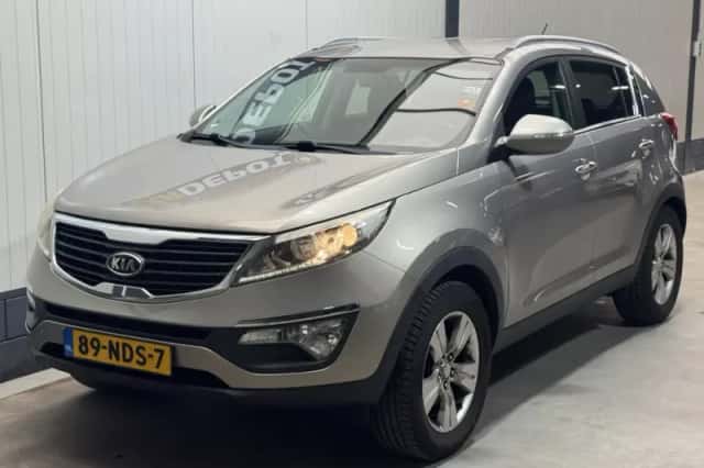 Kia Sportage (2010) thumbnail 1