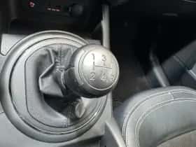 Kia Sportage (2010) thumbnail 13