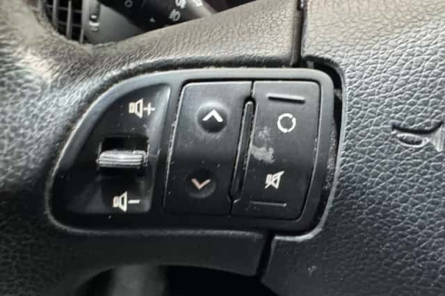 Kia Sportage (2010) thumbnail 19