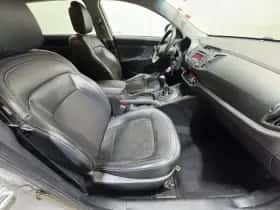 Kia Sportage (2010) thumbnail 25