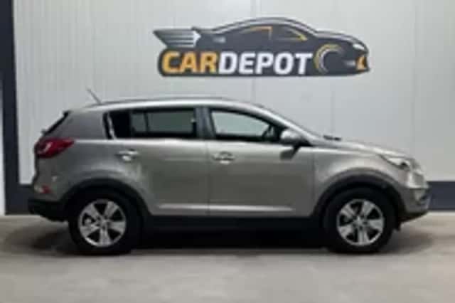 Kia Sportage (2010) thumbnail 32