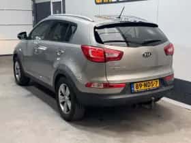 Kia Sportage (2010) thumbnail 7