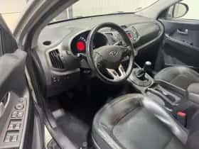 Kia Sportage (2010) thumbnail 10