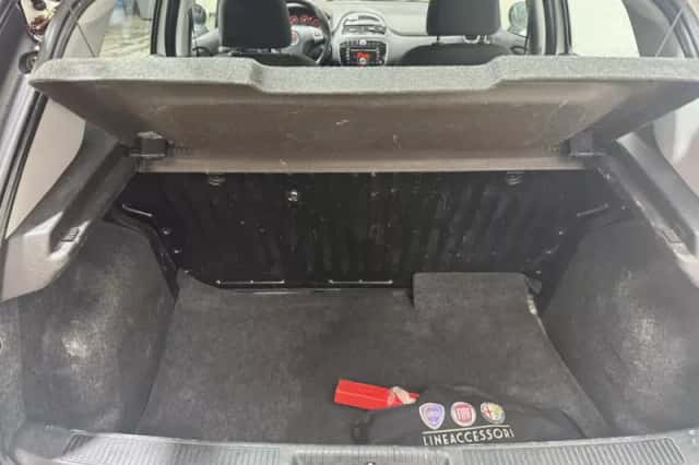 Fiat Punto (2014) thumbnail 9