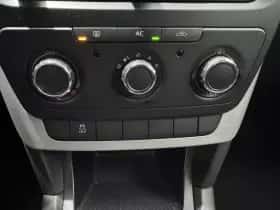 Škoda Yeti (2009) thumbnail 19