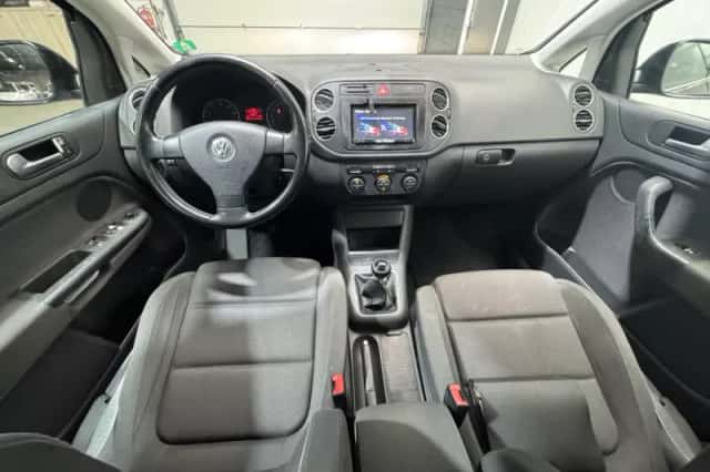 Volkswagen Golf (2006) thumbnail 11