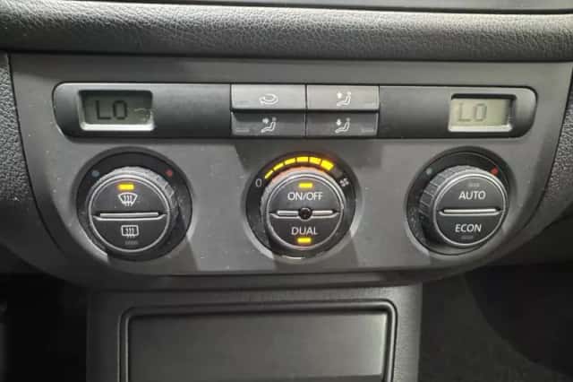 Volkswagen Golf (2006) thumbnail 17