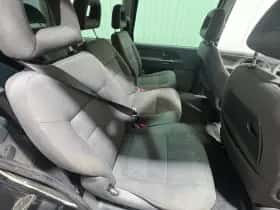 SEAT Alhambra (2010) thumbnail 19