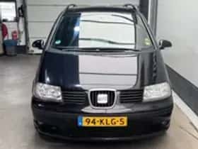 SEAT Alhambra (2010) thumbnail 26