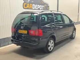 SEAT Alhambra (2010) thumbnail 29