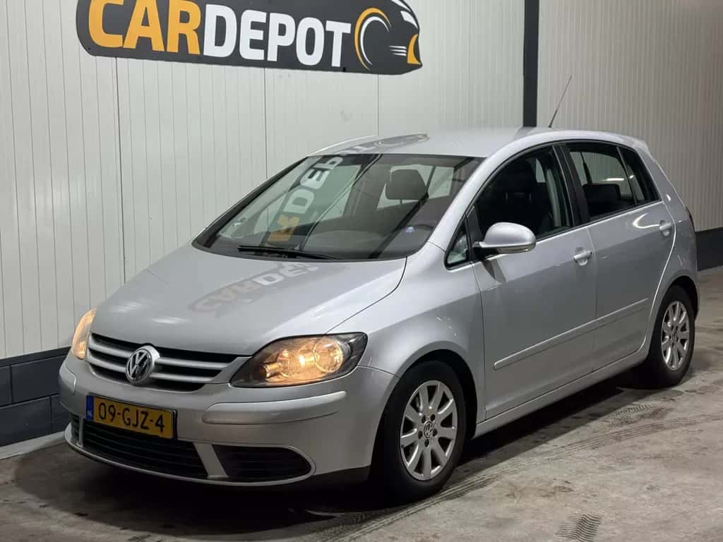 Volkswagen Golf (2008) — foto 1
