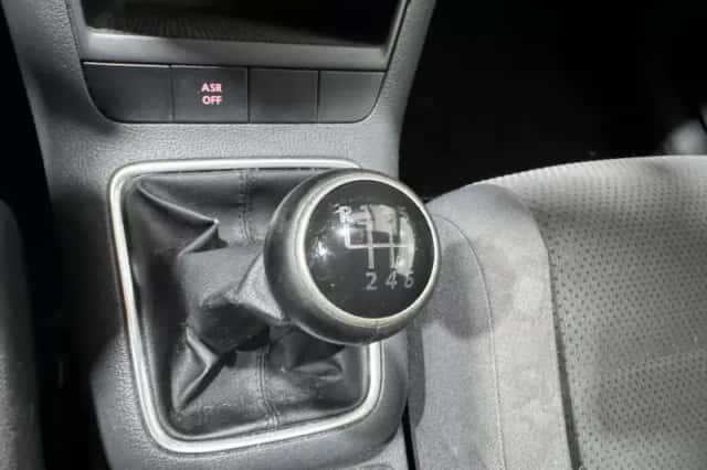 Volkswagen Golf (2008) thumbnail 17