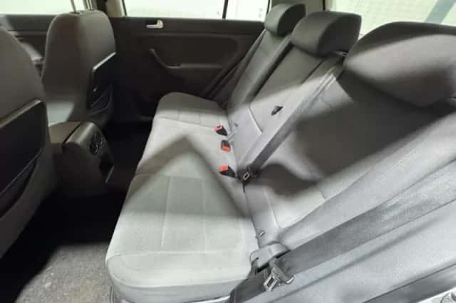 Volkswagen Golf (2008) thumbnail 19